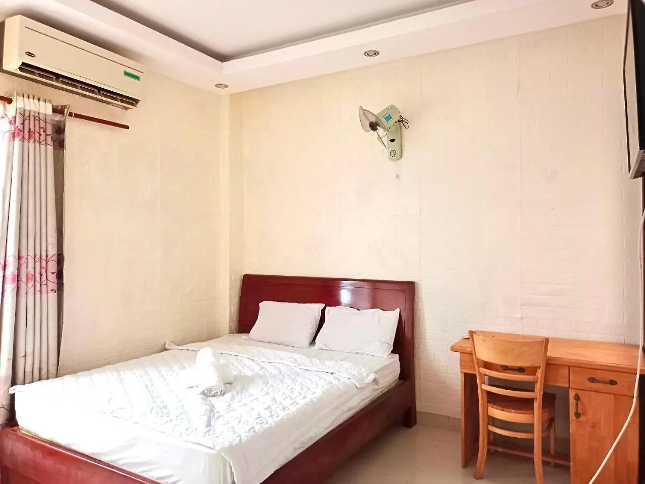 Trung Hoa Hotel Vung Tau 0*,